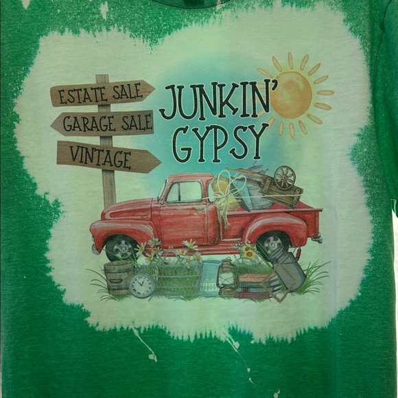 Gildan Green Graphic Short Sleeve Tee - Picture 2 of 7